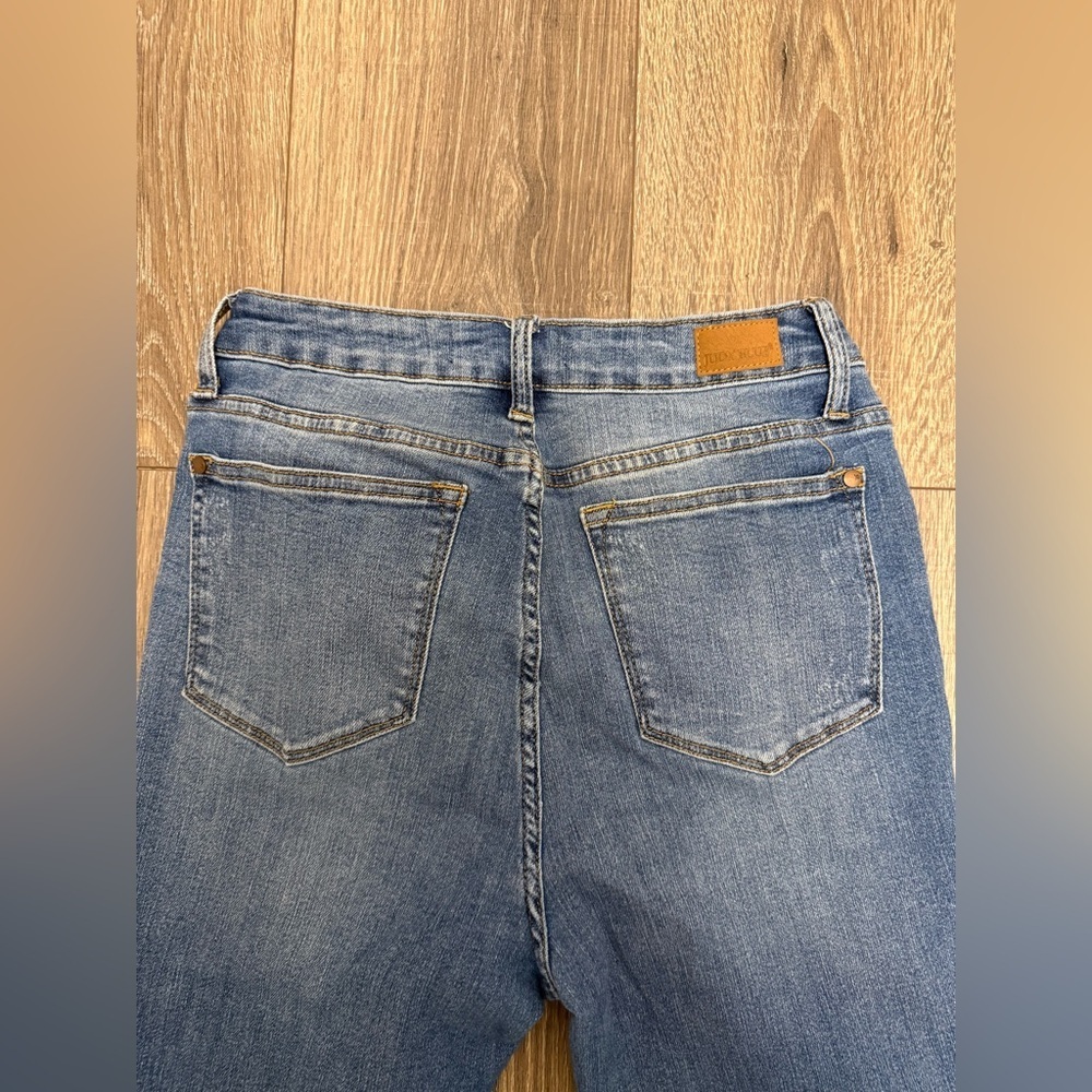 Judy Blue Skinny Fit Jeans Women's 7/28 Distressed Medium Wash Lemon Print - Picture 6 of 7